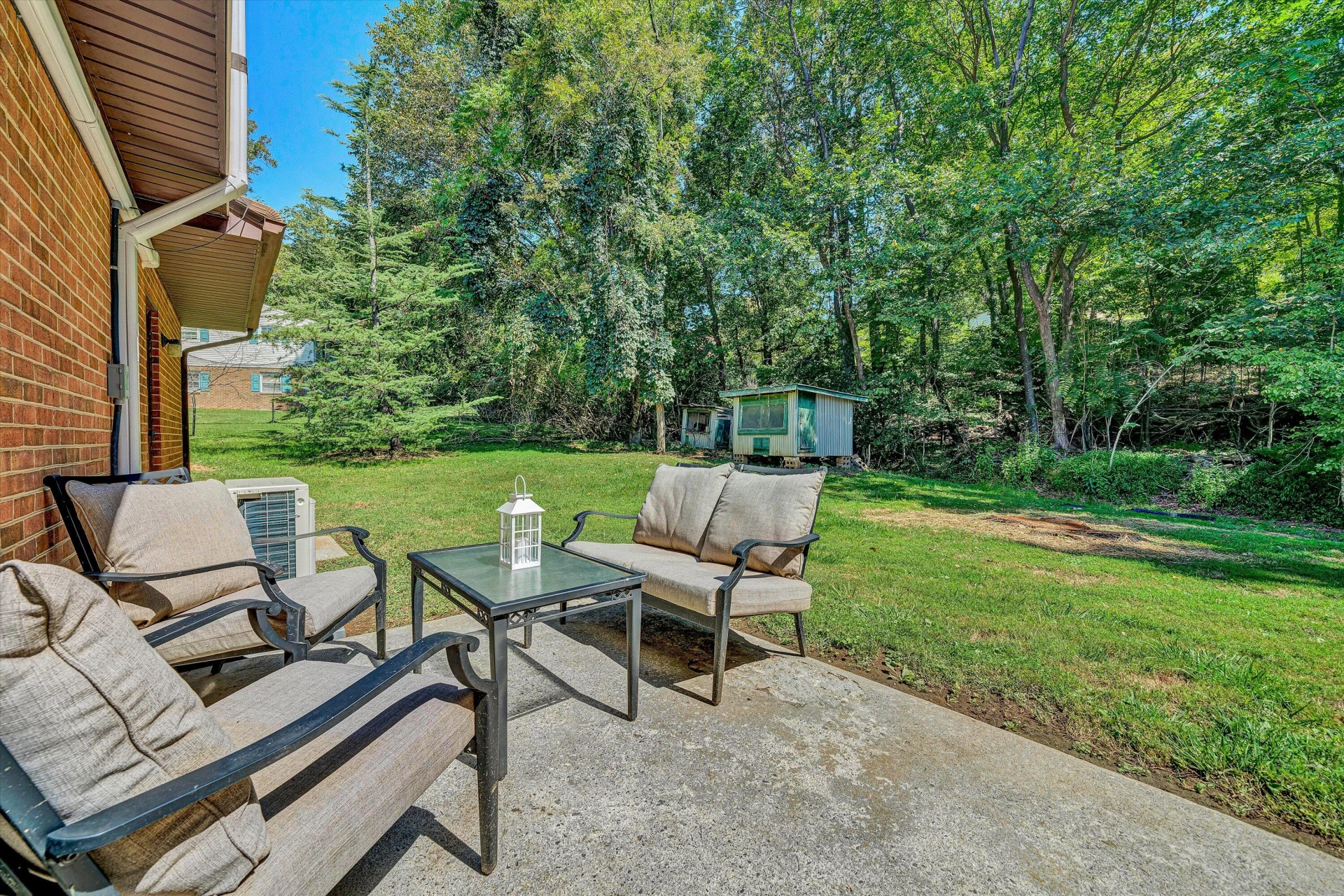 640 Dawnridge LN - Photo 26