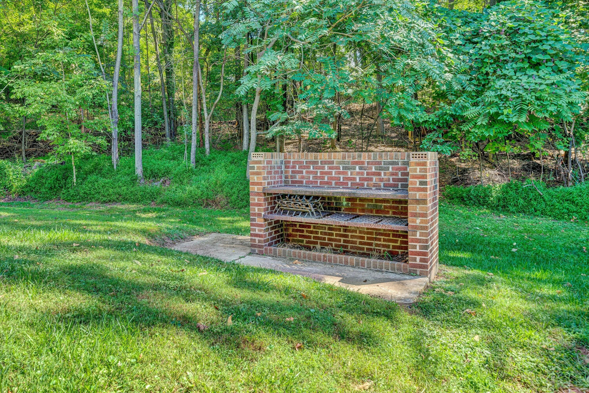 640 Dawnridge LN - Photo 29