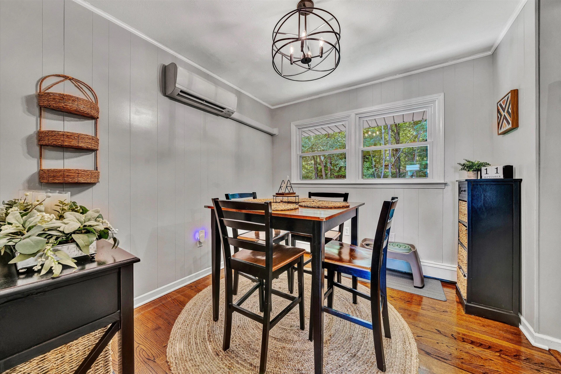 640 Dawnridge LN - Photo 8