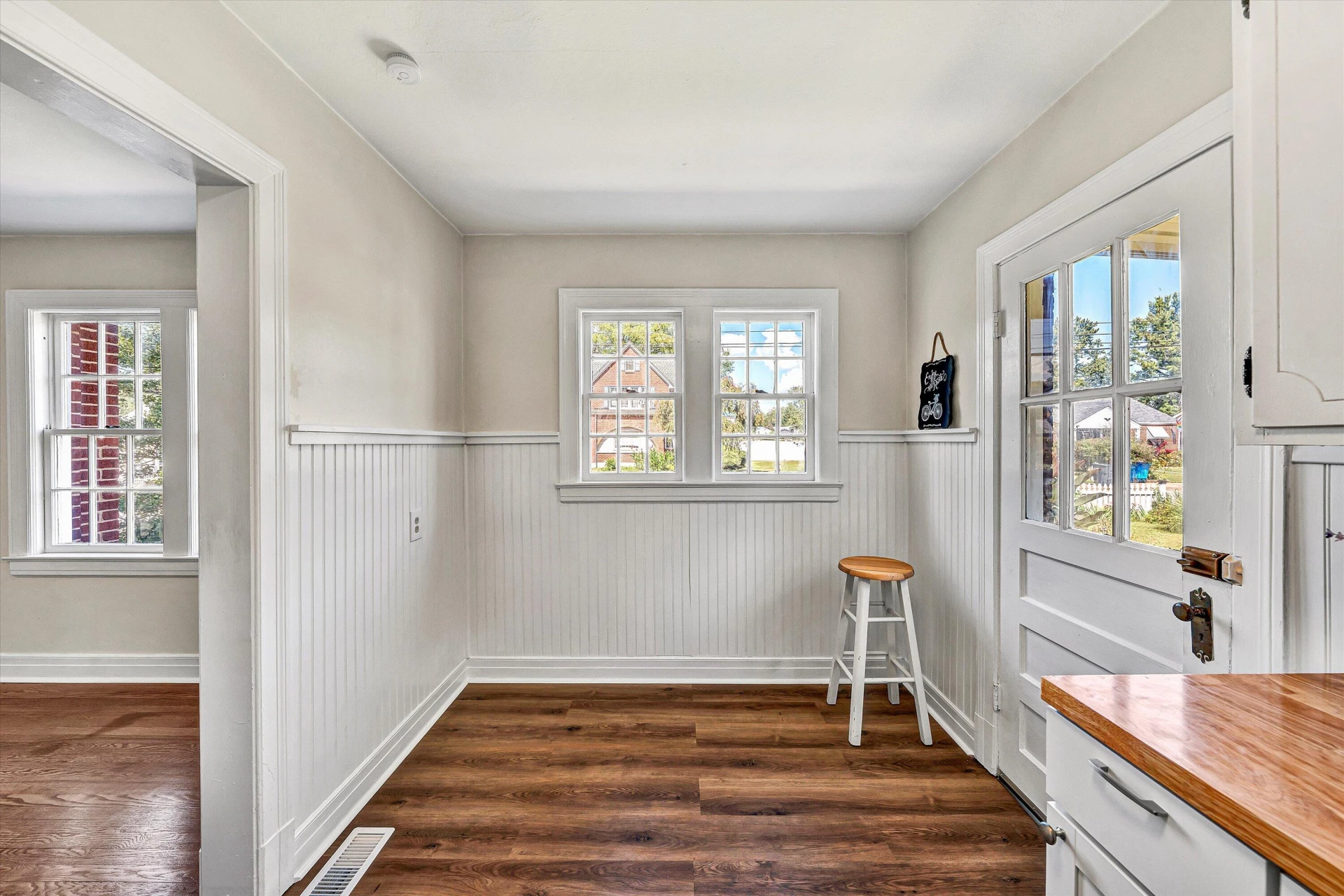 2603 Chatham ST NW - Photo 16