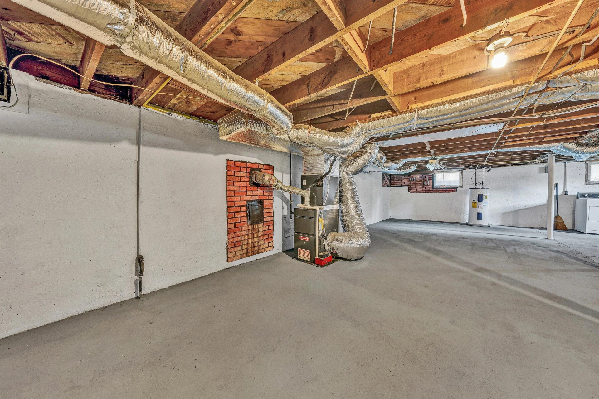2603 Chatham ST NW - Photo 22