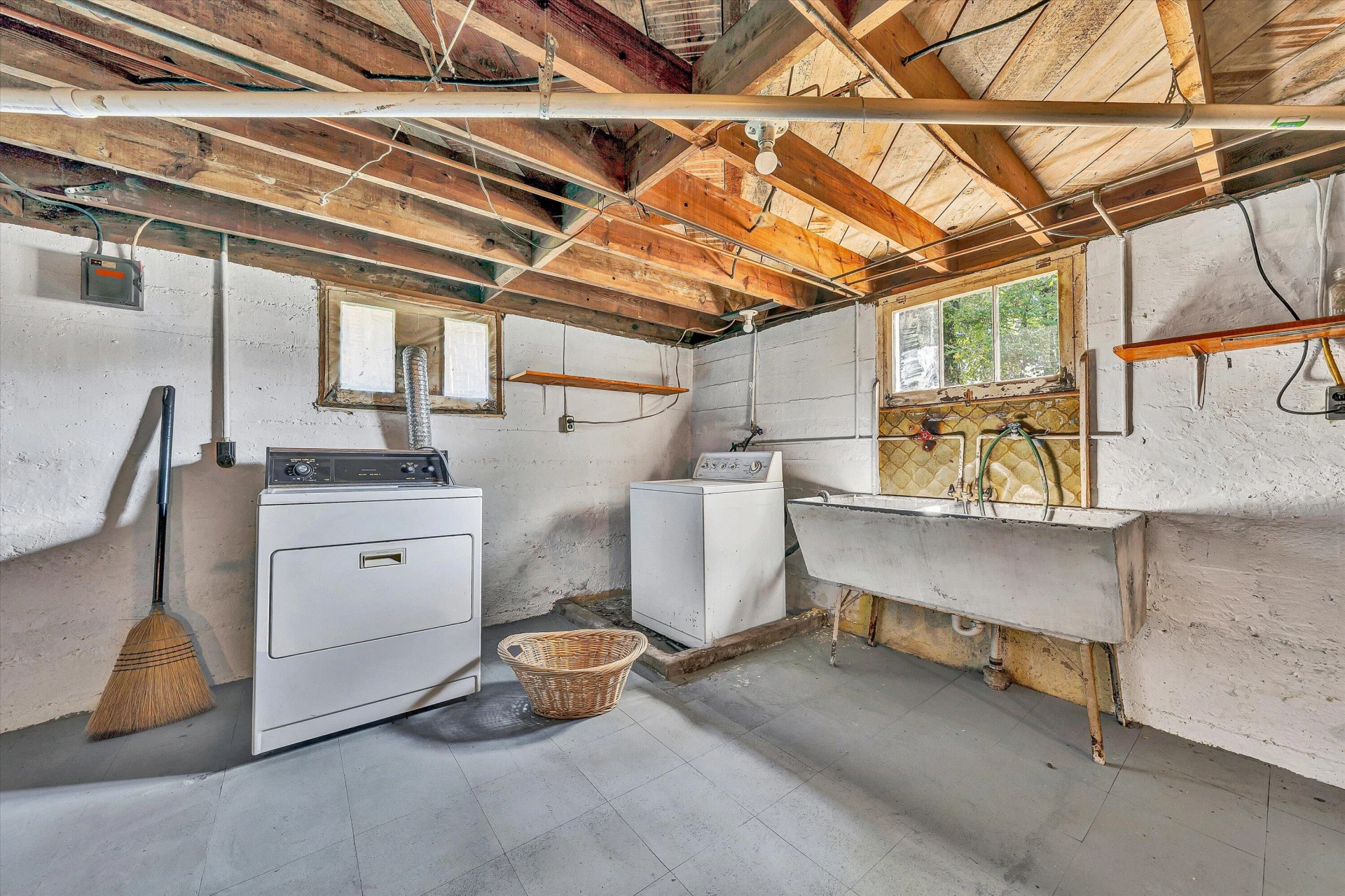 2603 Chatham ST NW - Photo 24