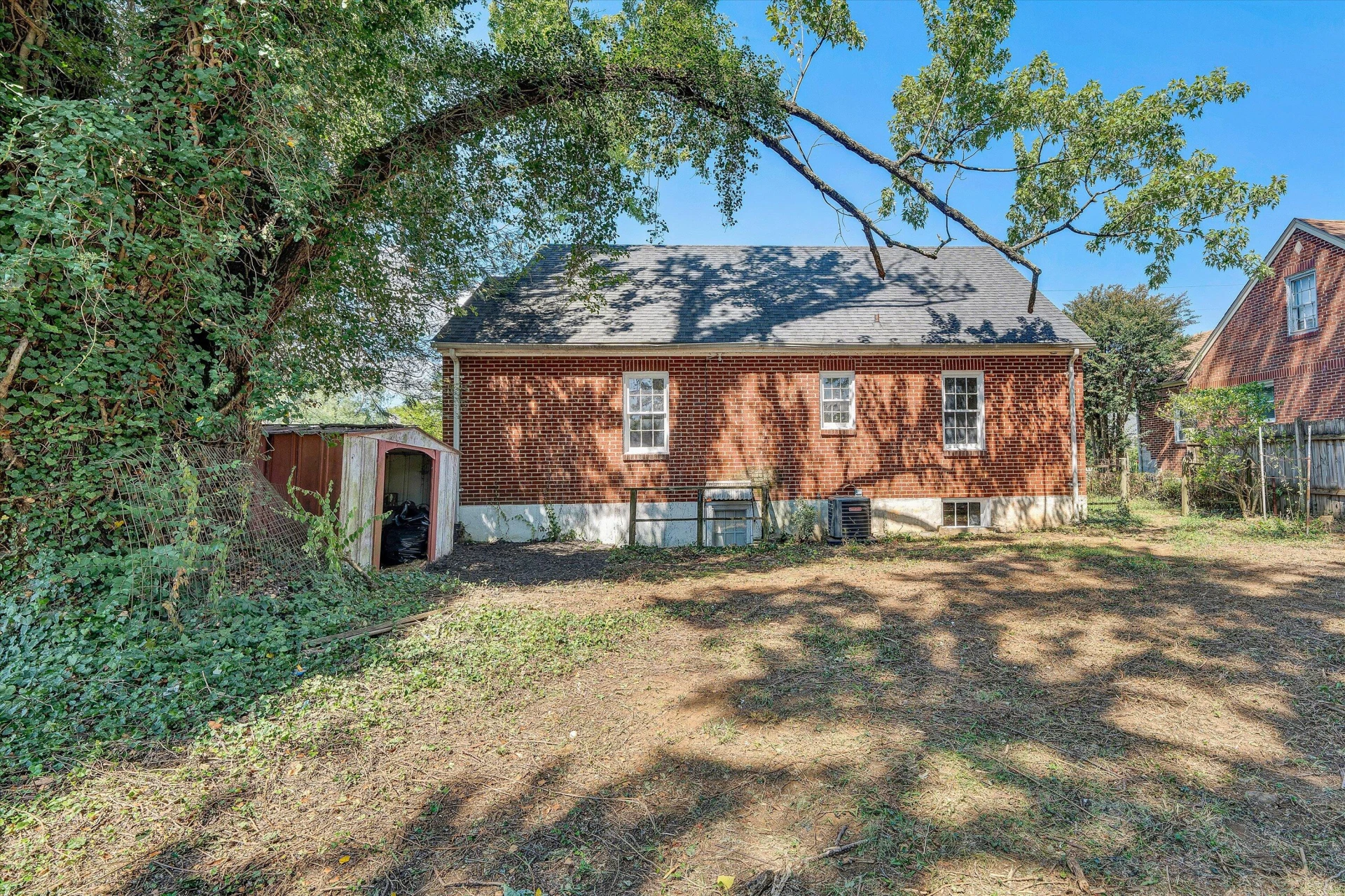 2603 Chatham ST NW - Photo 33