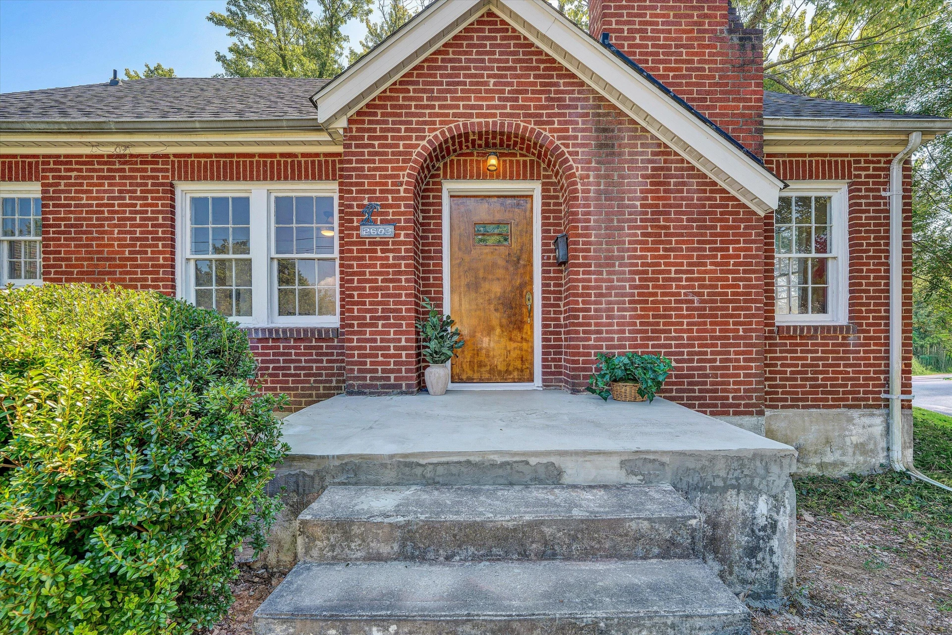 2603 Chatham ST NW - Photo 7