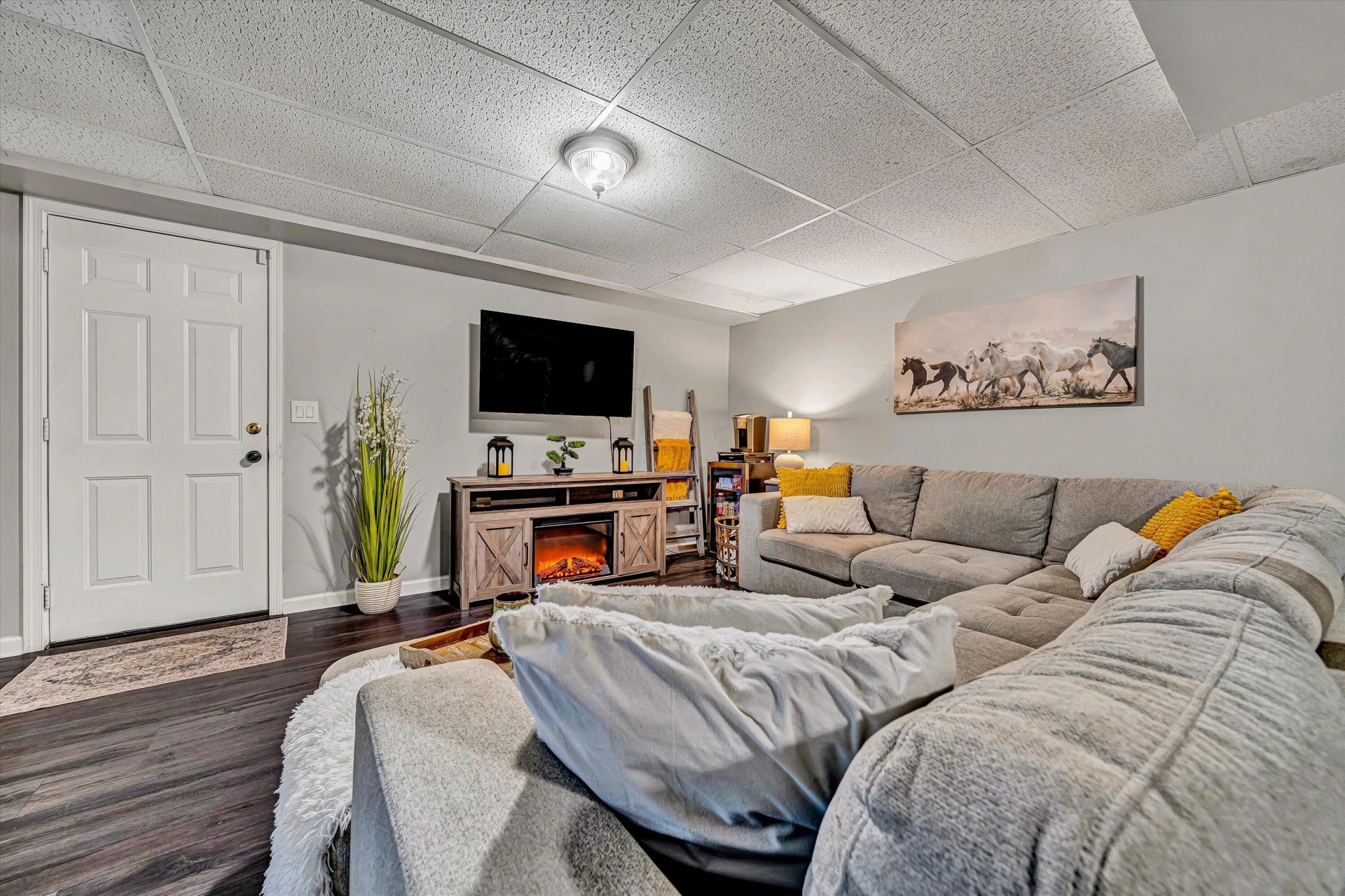 4070 Pitzer RD - Photo 16