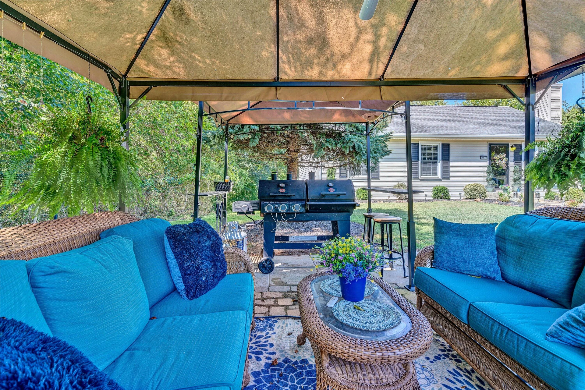 4070 Pitzer RD - Photo 3