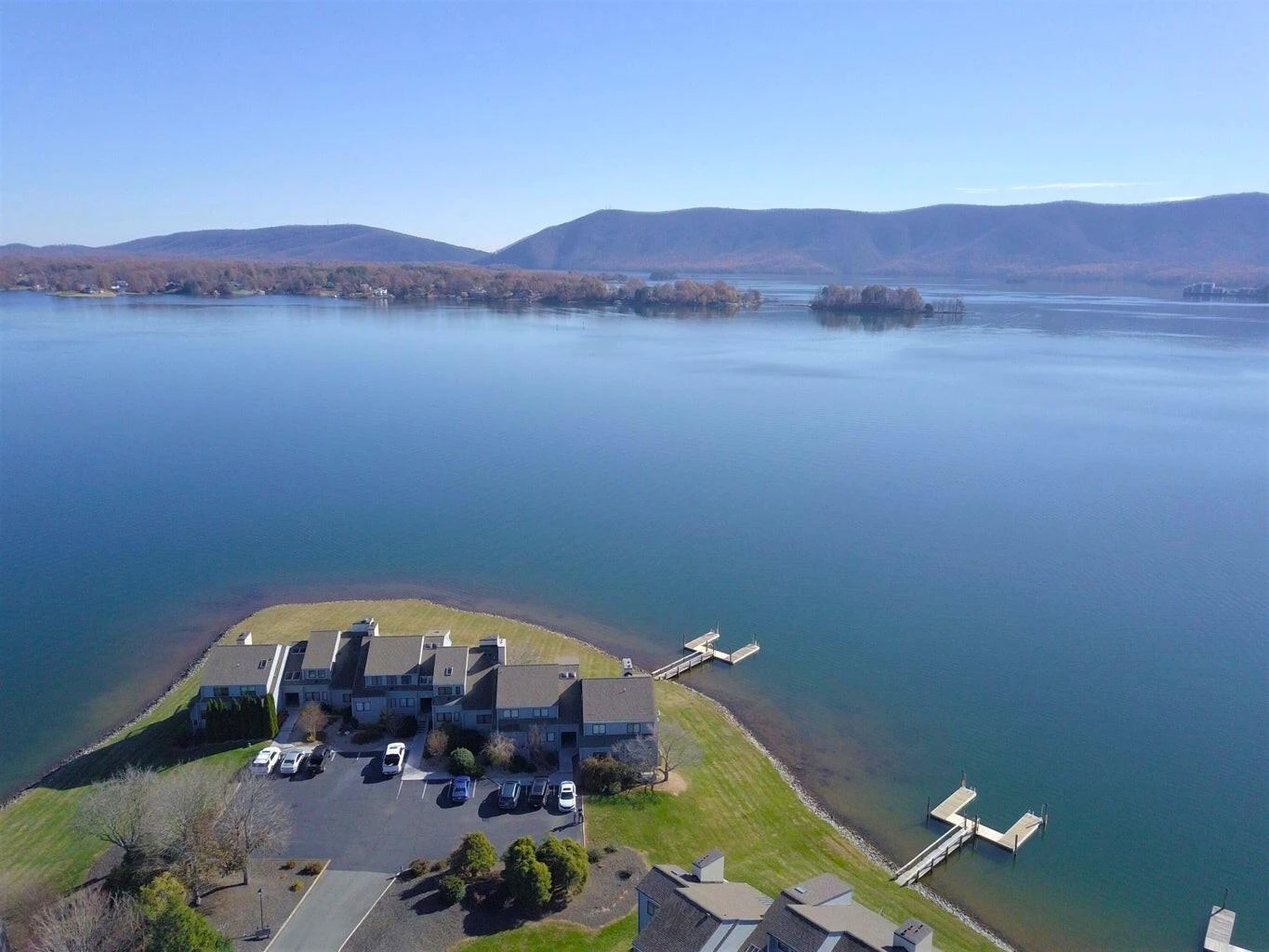 270 Peninsula Point DR #A - Photo 2