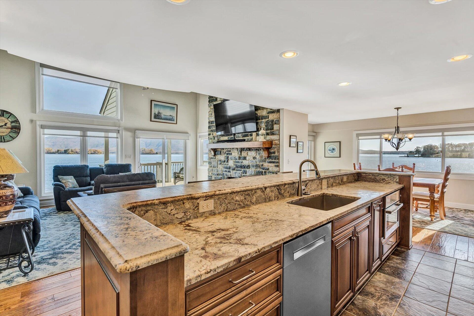 270 Peninsula Point DR #A - Photo 9