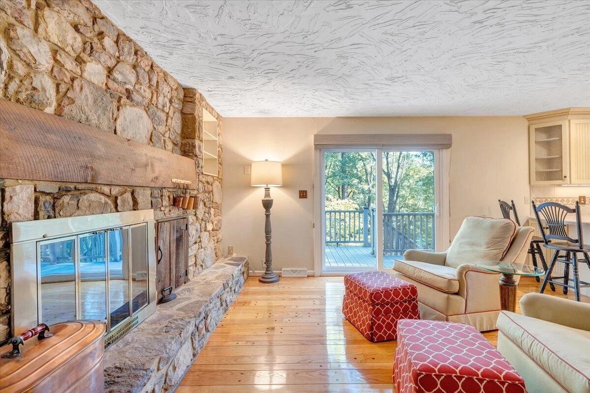 1135 Lakeridge CIR - Photo 22