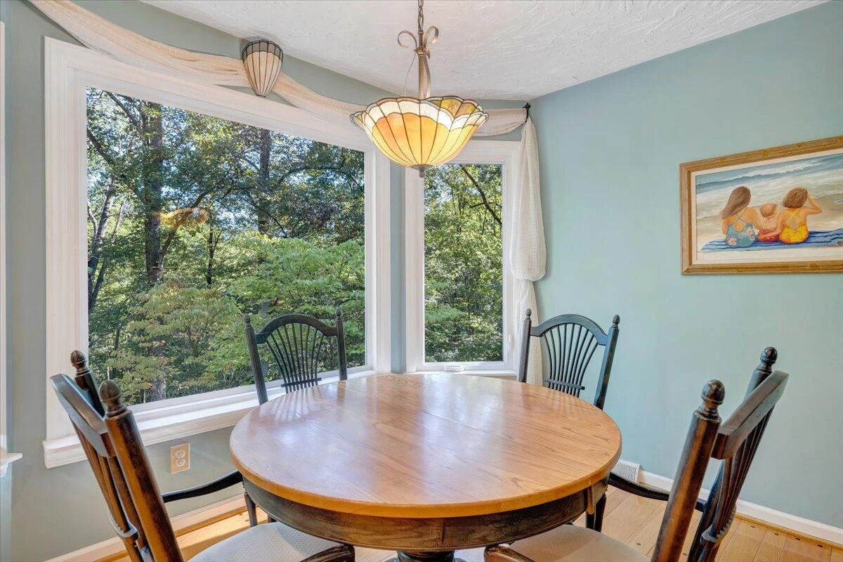 1135 Lakeridge CIR - Photo 30