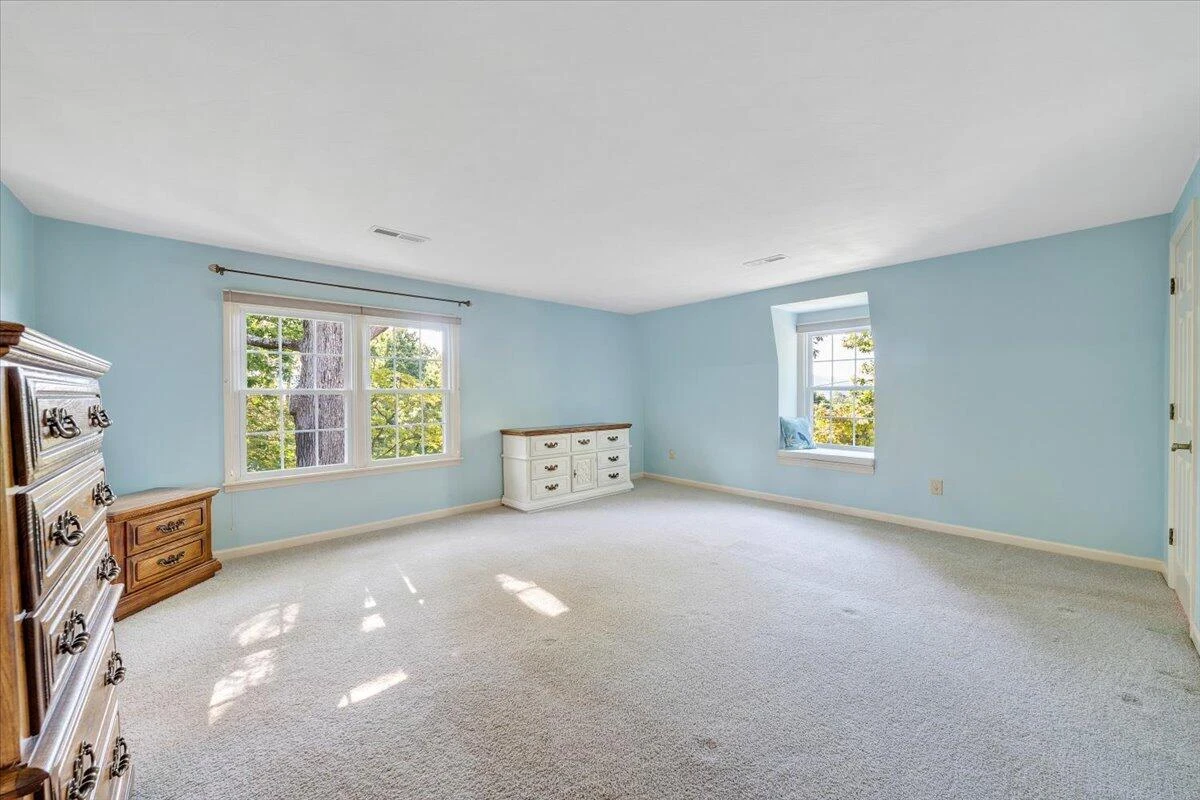 1135 Lakeridge CIR - Photo 36
