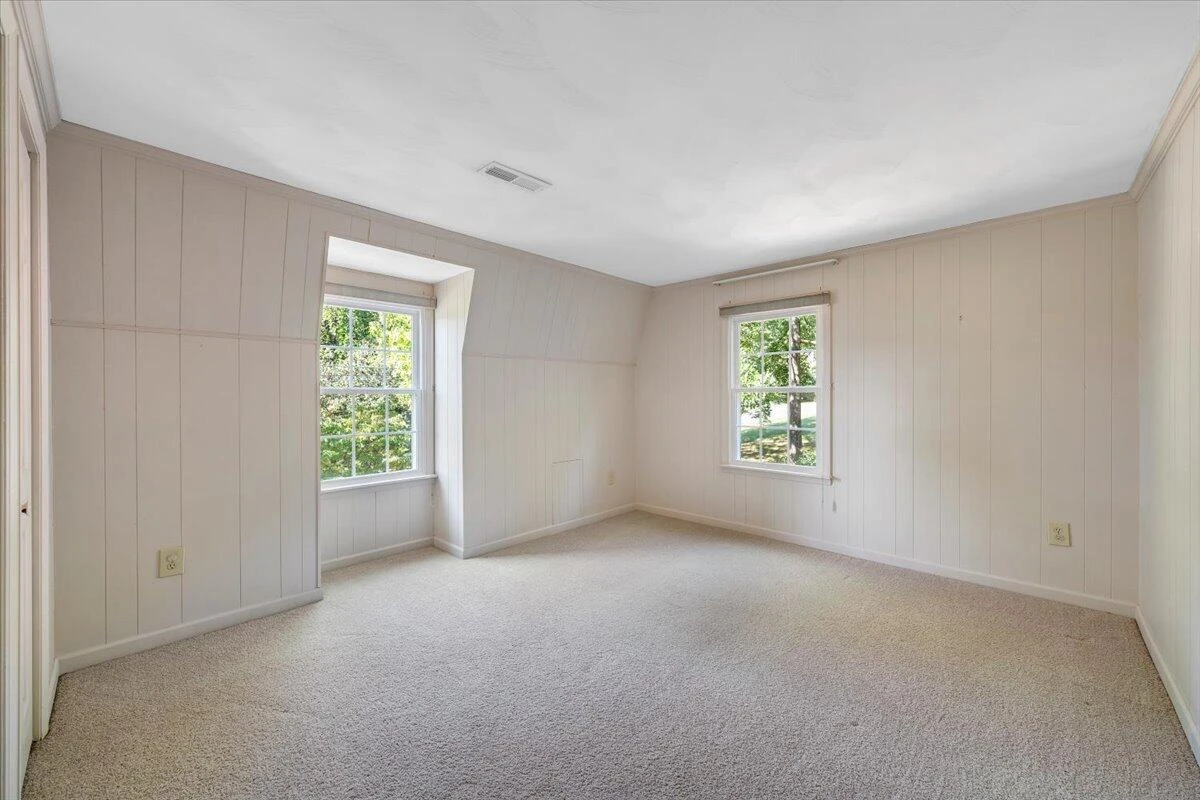 1135 Lakeridge CIR - Photo 47