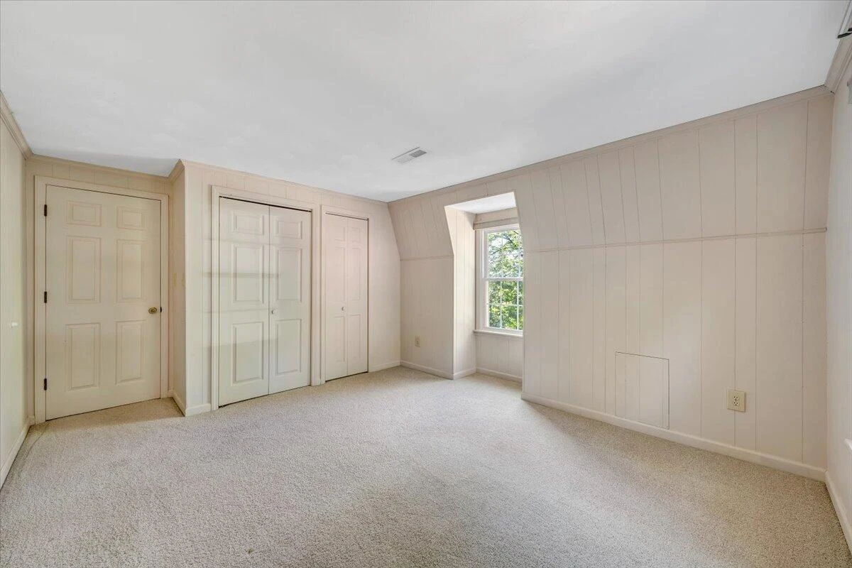 1135 Lakeridge CIR - Photo 48