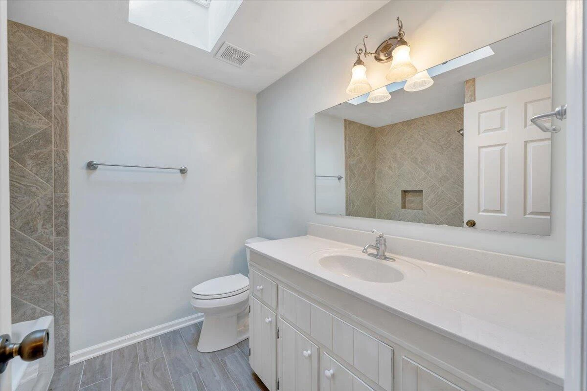 1135 Lakeridge CIR - Photo 49