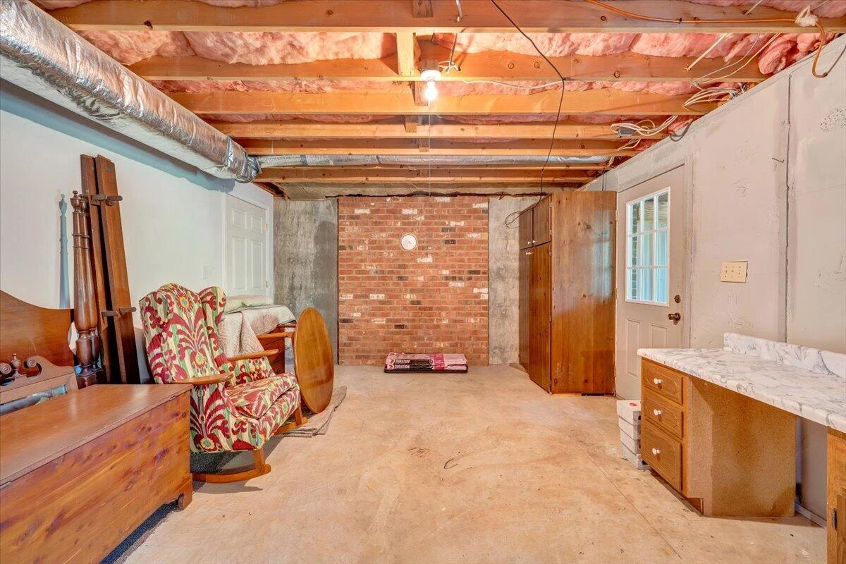 1135 Lakeridge CIR - Photo 56