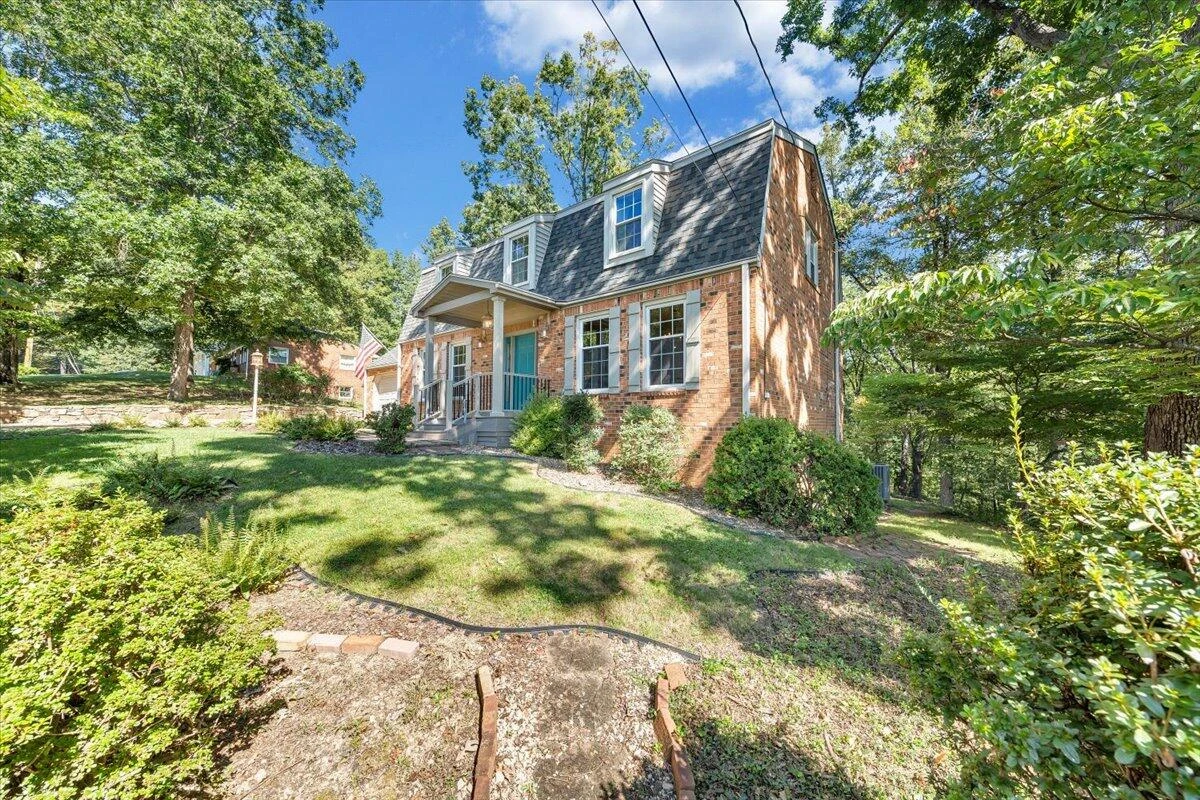 1135 Lakeridge CIR - Photo 80