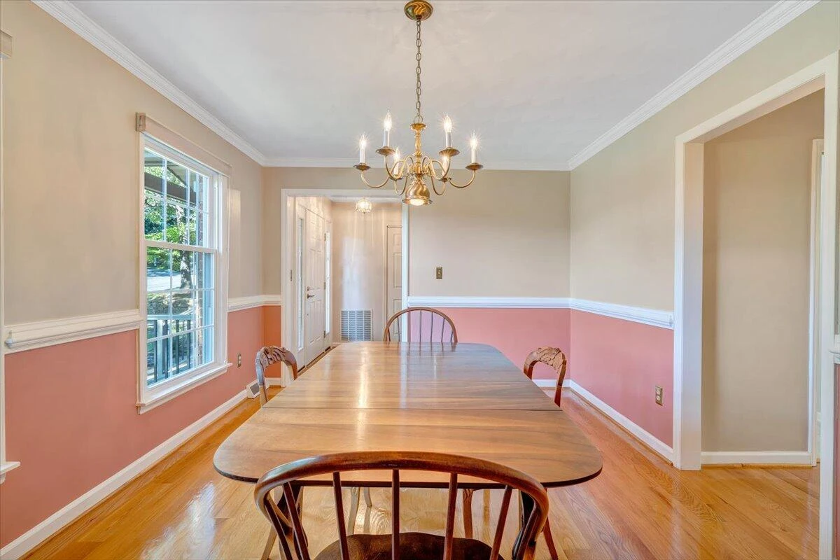 1135 Lakeridge CIR - Photo 12