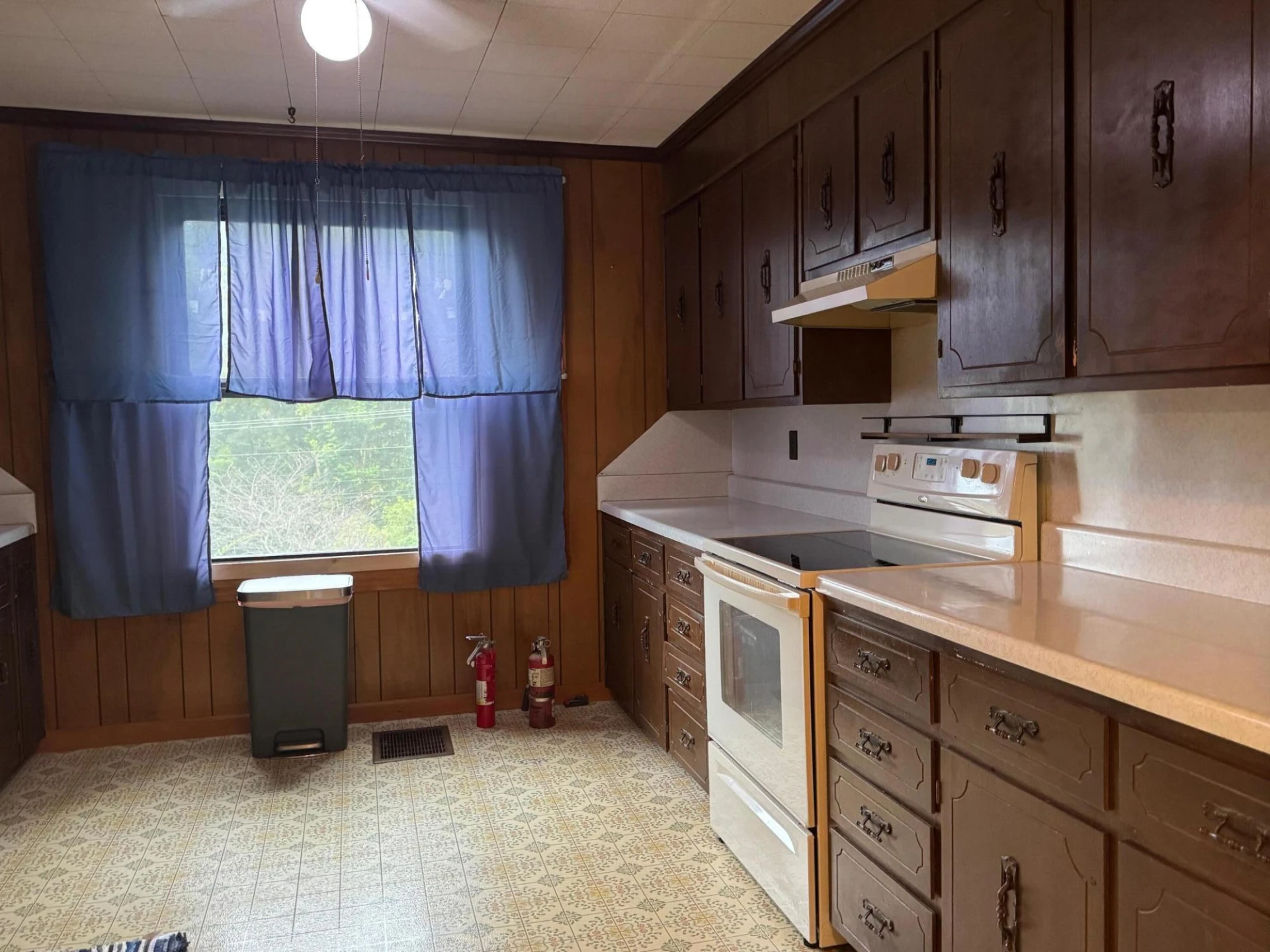 30 Riverview ST - Photo 5