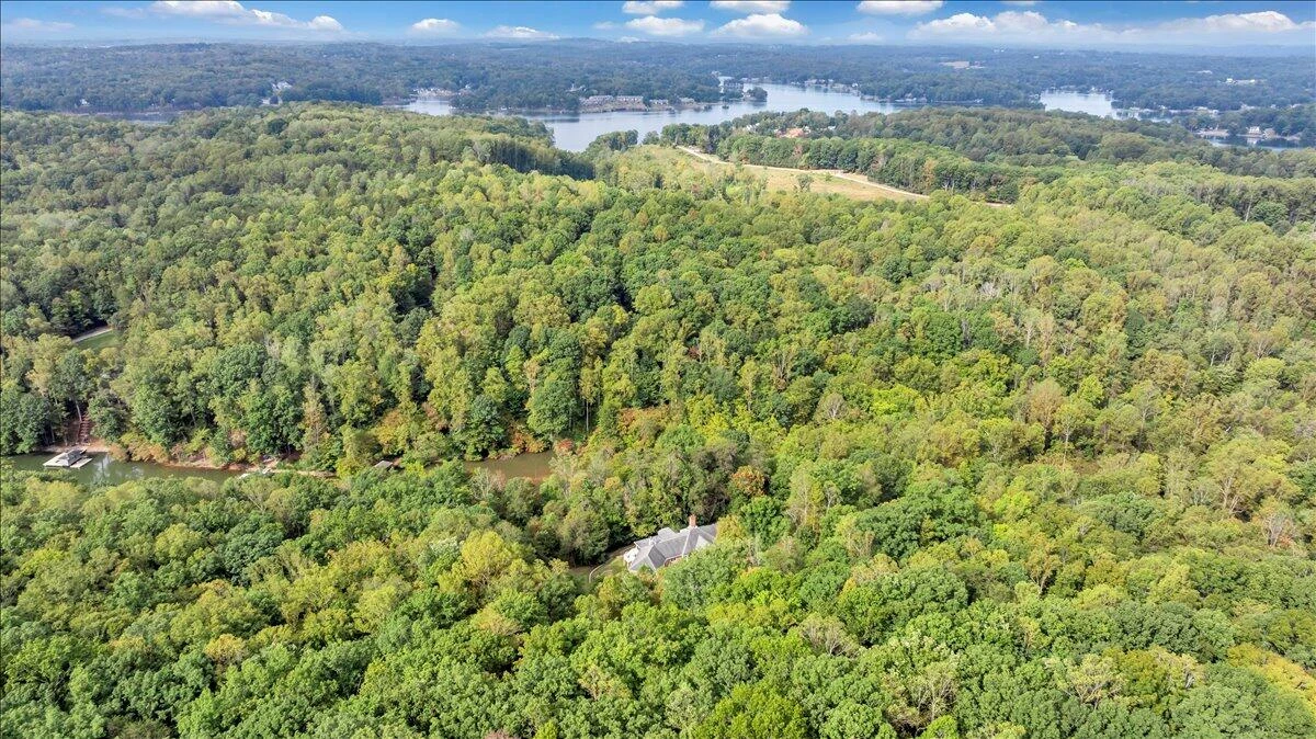 2854 Hickory Cove LN - Photo 117