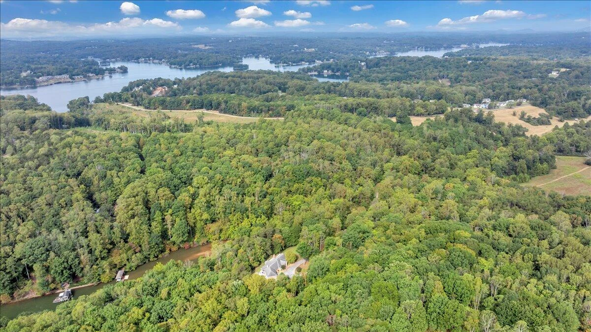 2854 Hickory Cove LN - Photo 127