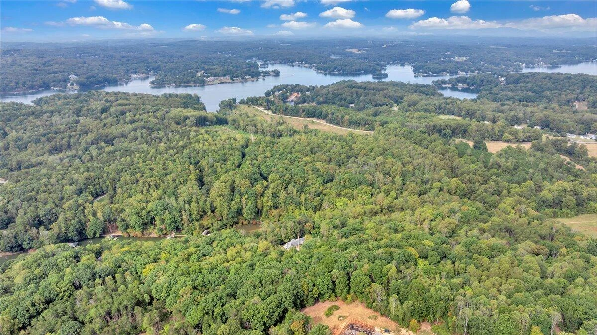 2854 Hickory Cove LN - Photo 128