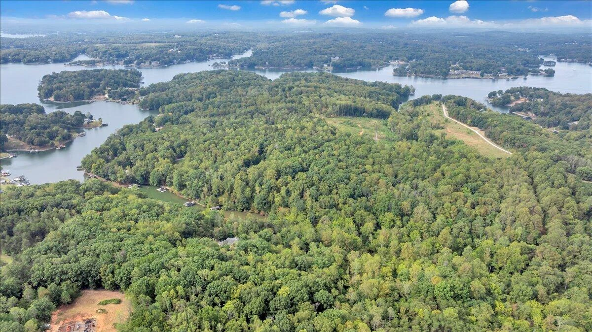 2854 Hickory Cove LN - Photo 130