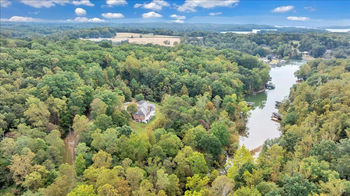 2854 Hickory Cove LN - Photo 136