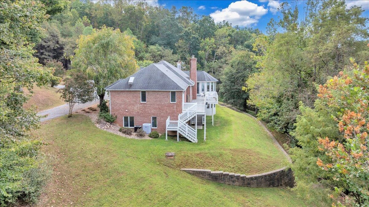 2854 Hickory Cove LN - Photo 138