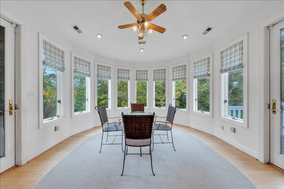 2854 Hickory Cove LN - Photo 29