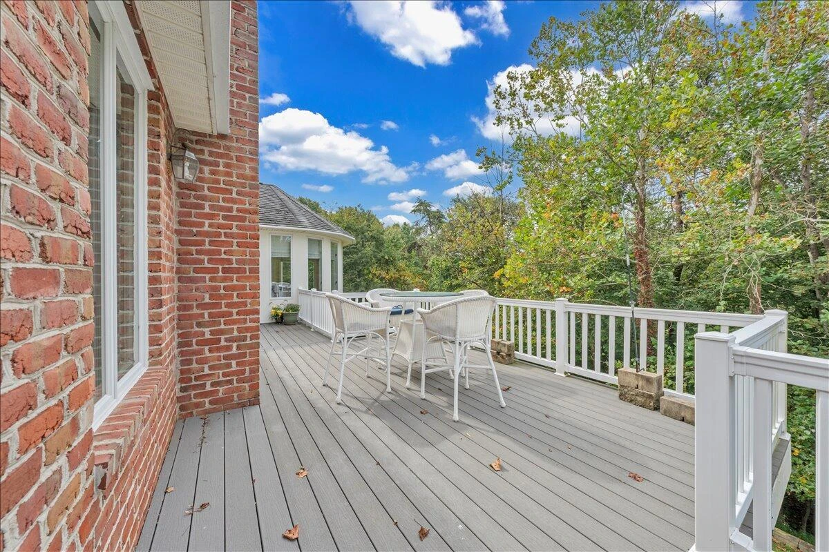 2854 Hickory Cove LN - Photo 42