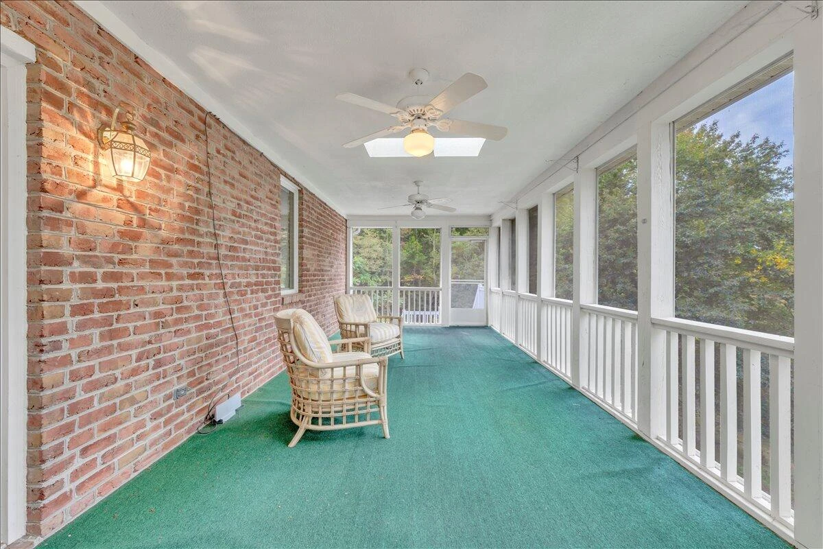 2854 Hickory Cove LN - Photo 45