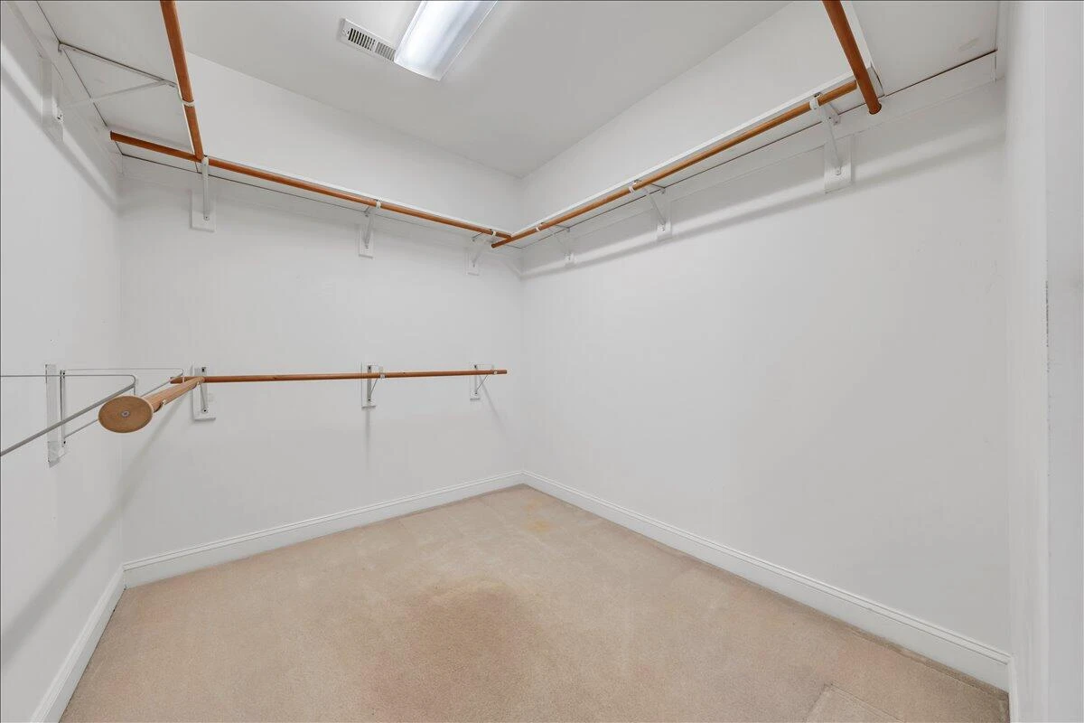 2854 Hickory Cove LN - Photo 53