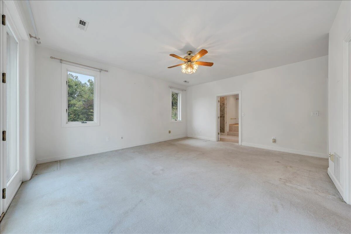 2854 Hickory Cove LN - Photo 55