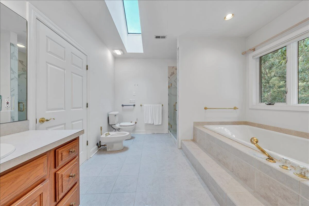 2854 Hickory Cove LN - Photo 58