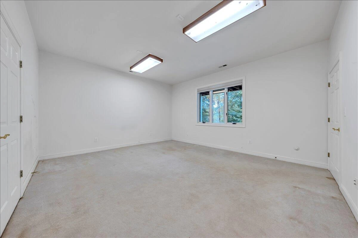 2854 Hickory Cove LN - Photo 76