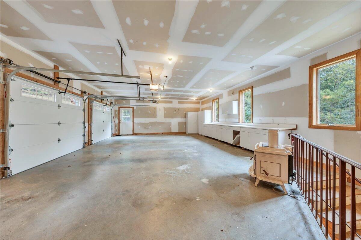 2854 Hickory Cove LN - Photo 79