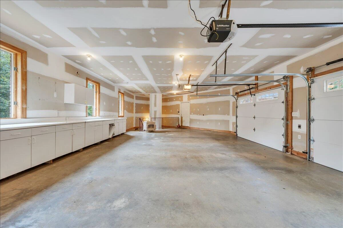 2854 Hickory Cove LN - Photo 80