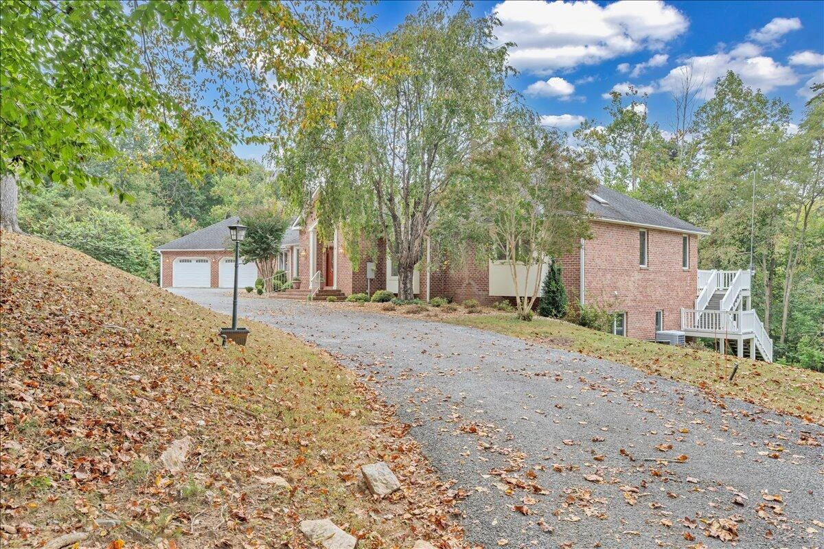 2854 Hickory Cove LN - Photo 98