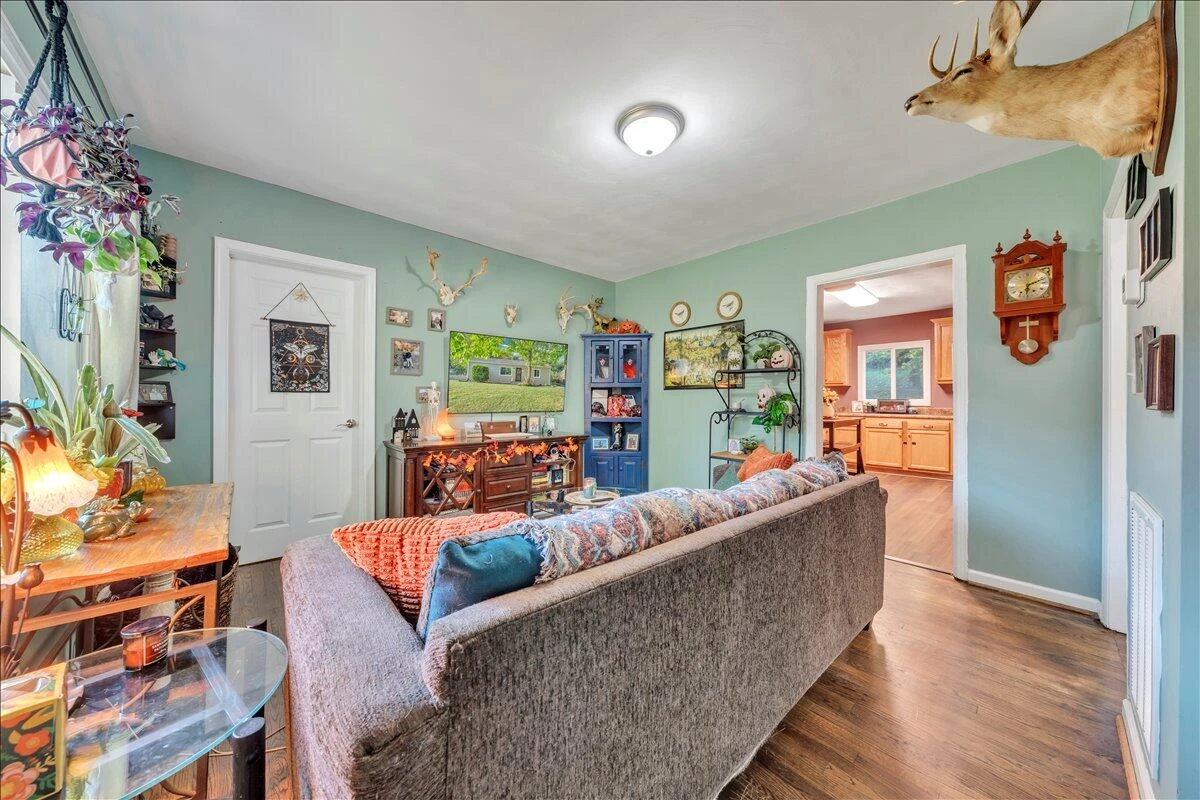 5321 Grandin Road Ext - Photo 3