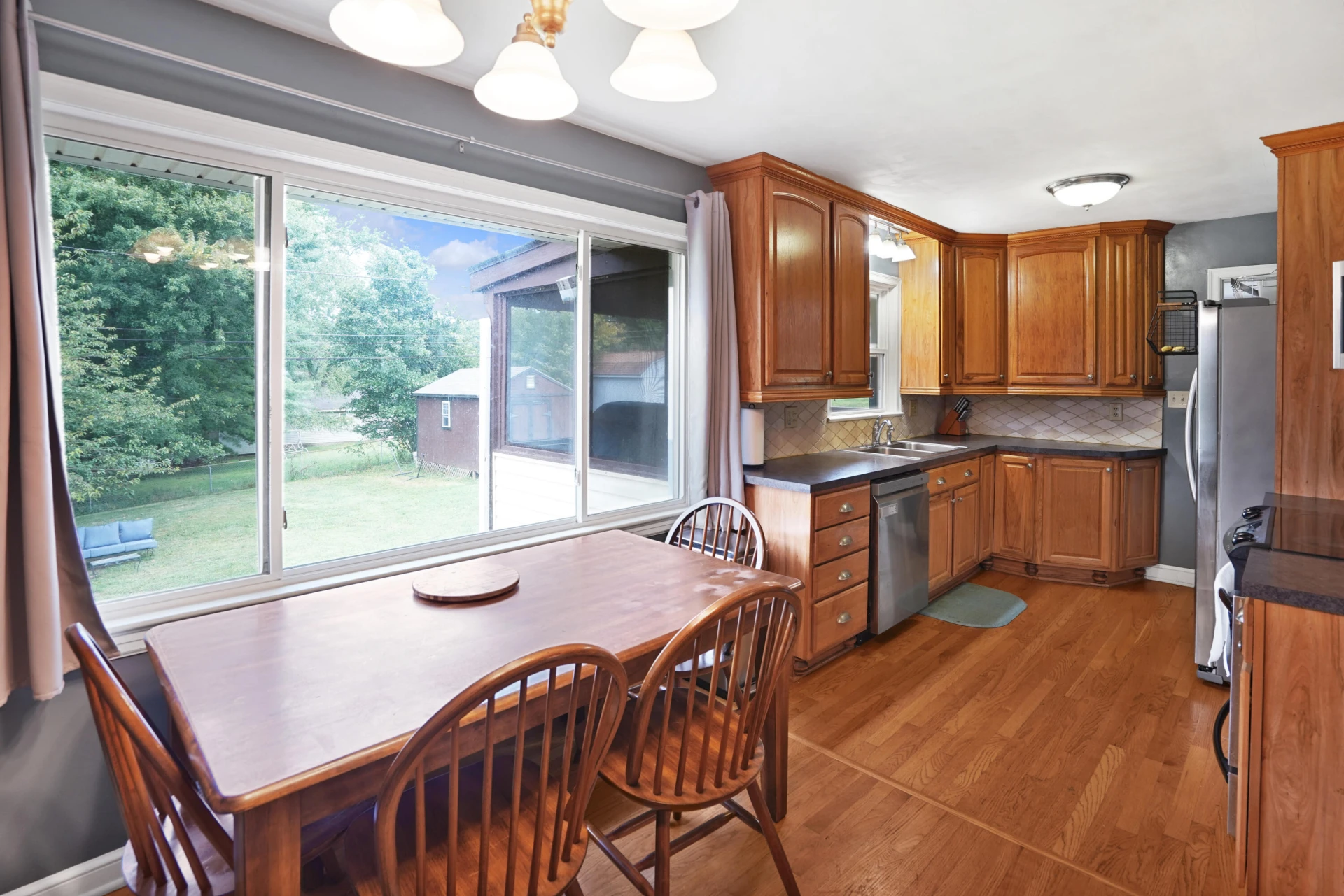 4207 Sharolyn DR - Photo 10