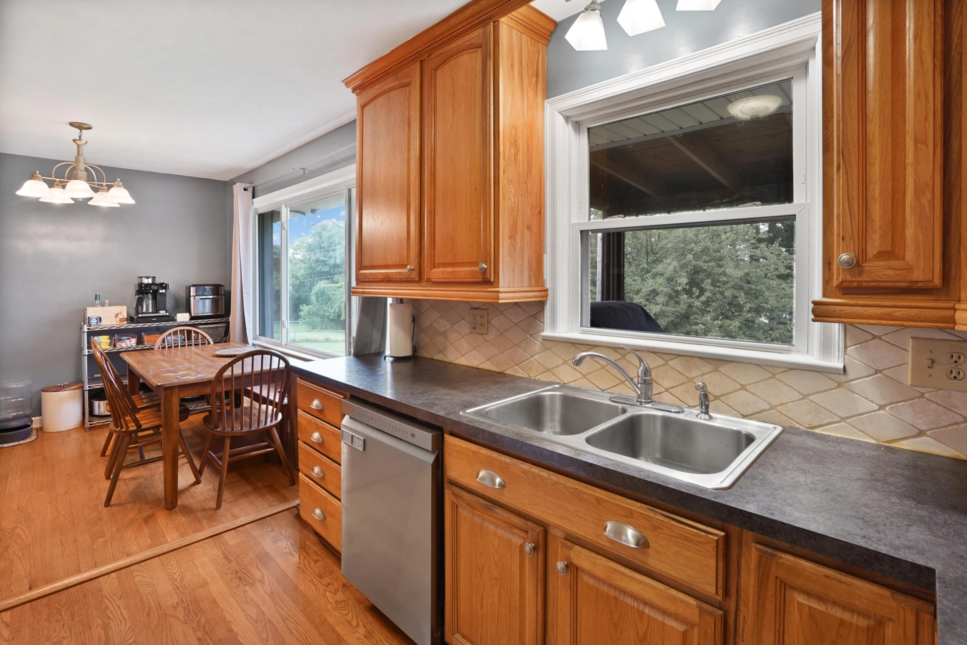 4207 Sharolyn DR - Photo 8