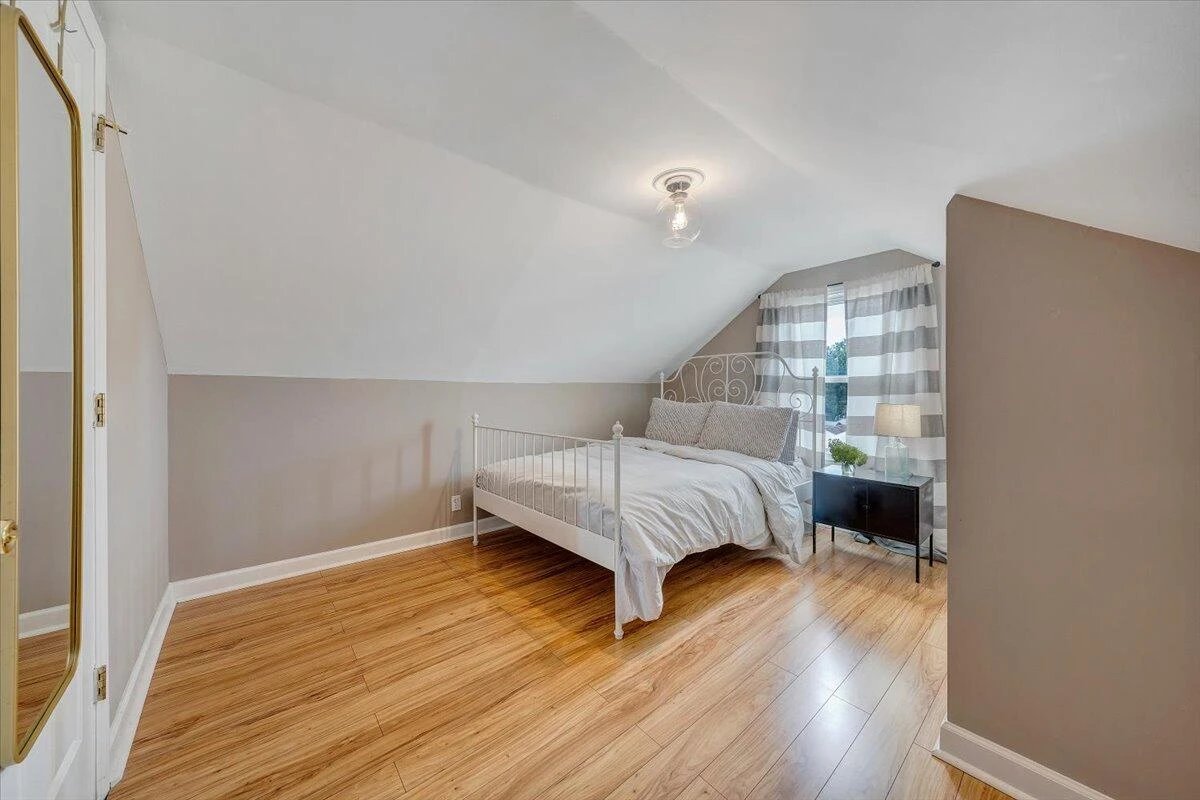 2324 Berkley AVE SW - Photo 27