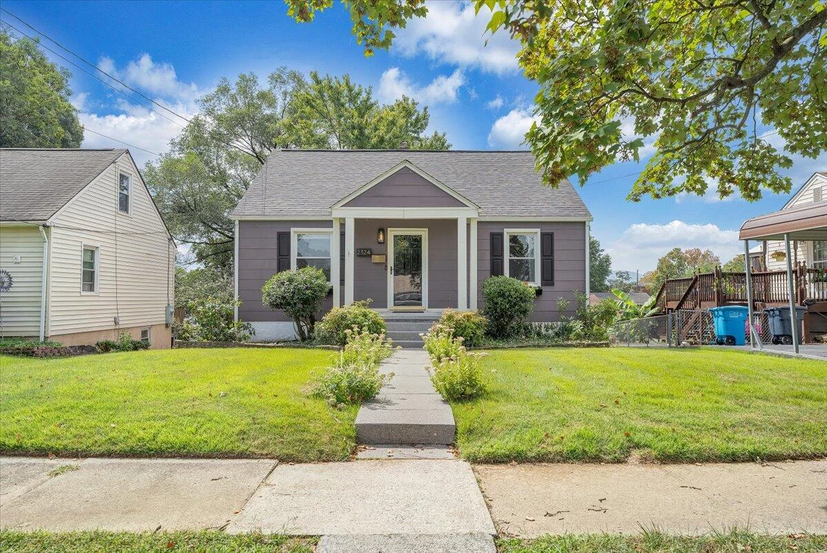2324 Berkley AVE SW - Photo 39