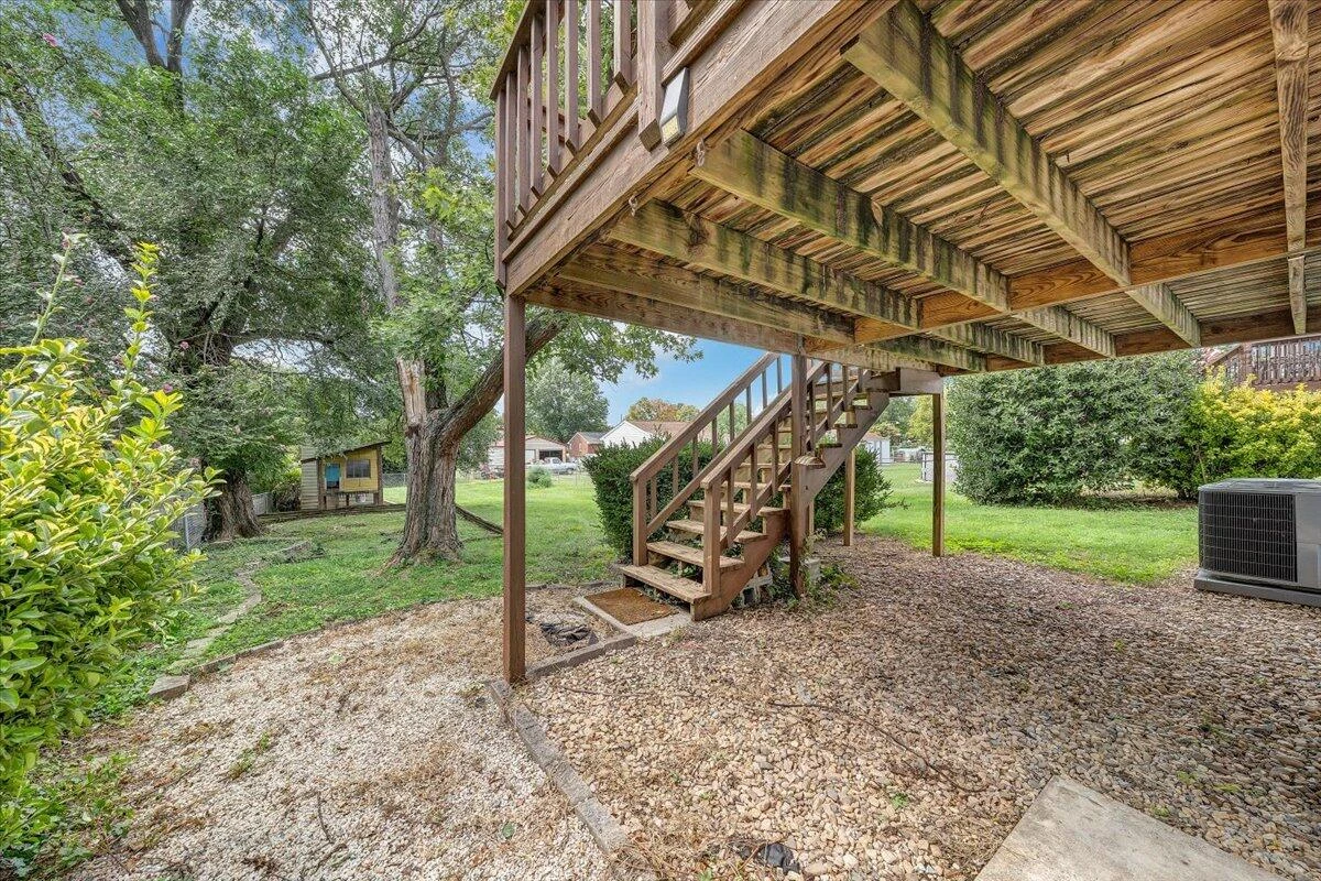 2324 Berkley AVE SW - Photo 56