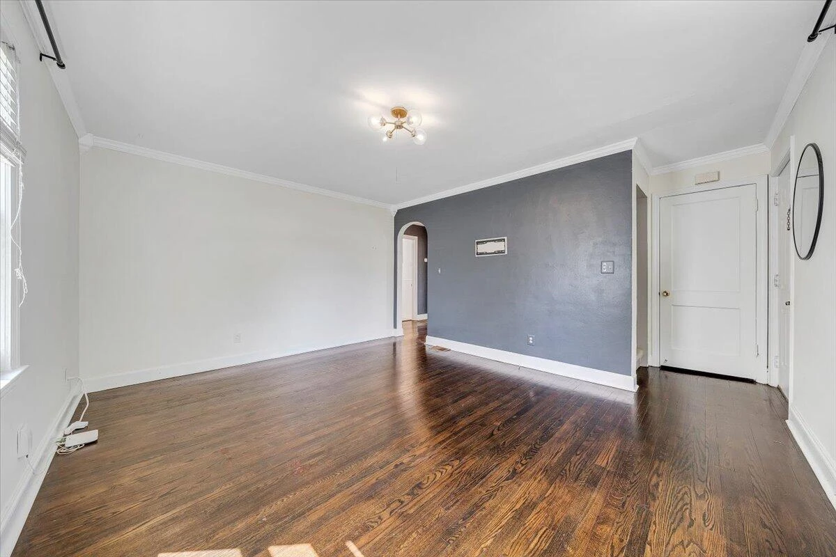 2324 Berkley AVE SW - Photo 10