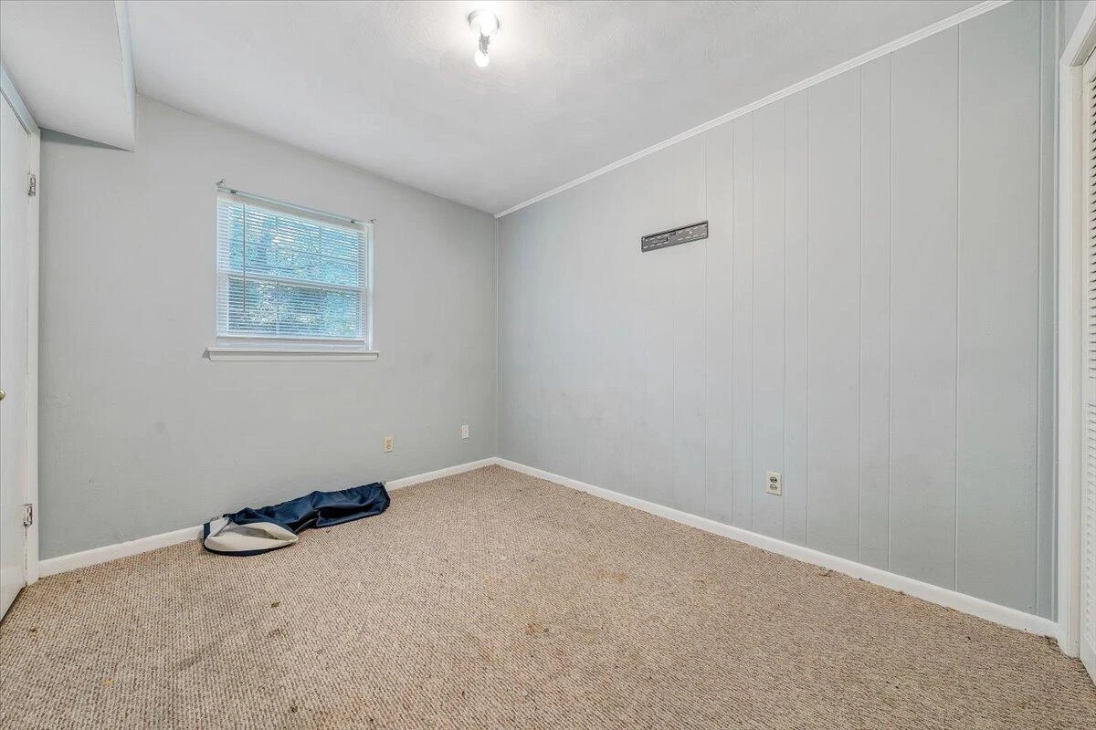 718 Windsor AVE SW #1-4 - Photo 10