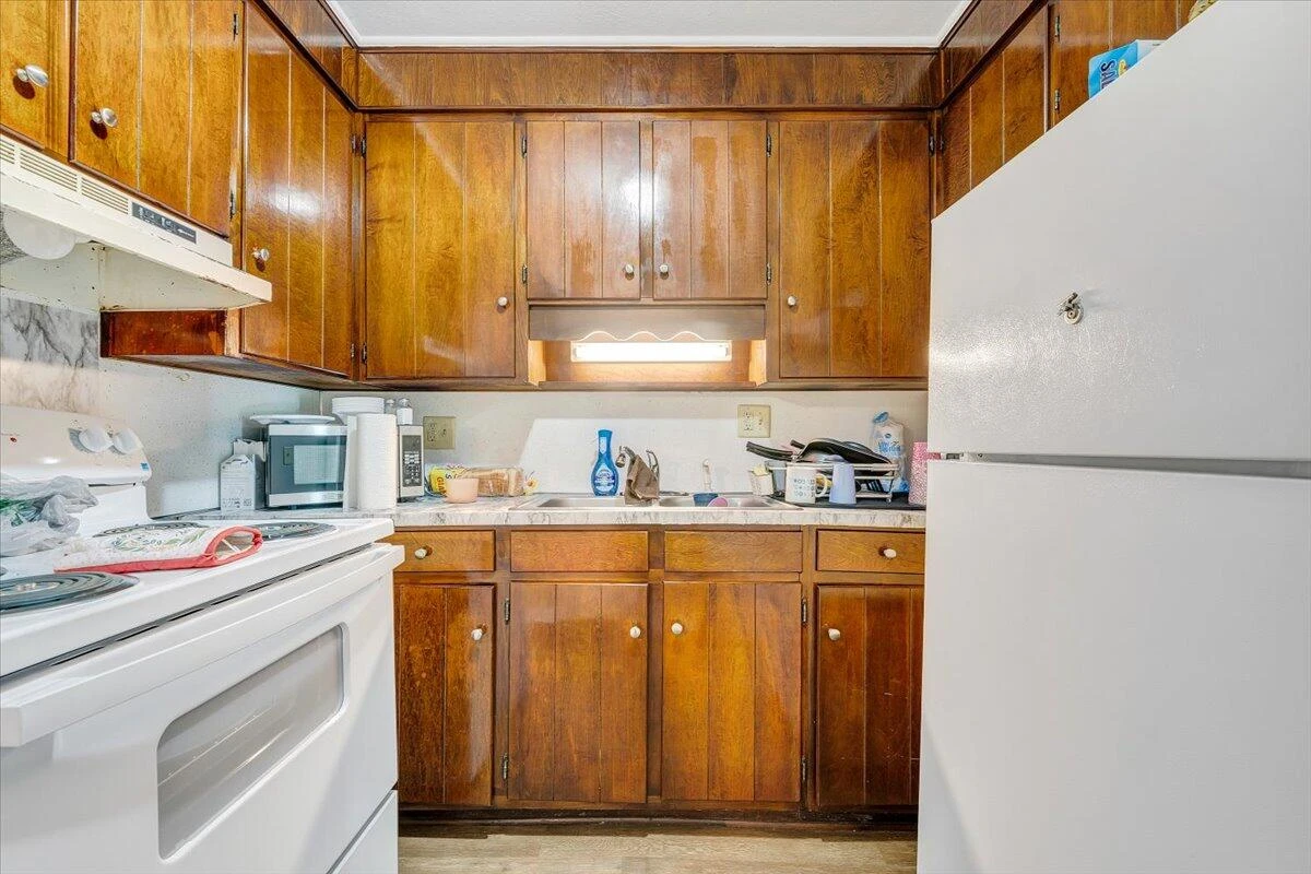 718 Windsor AVE SW #1-4 - Photo 8