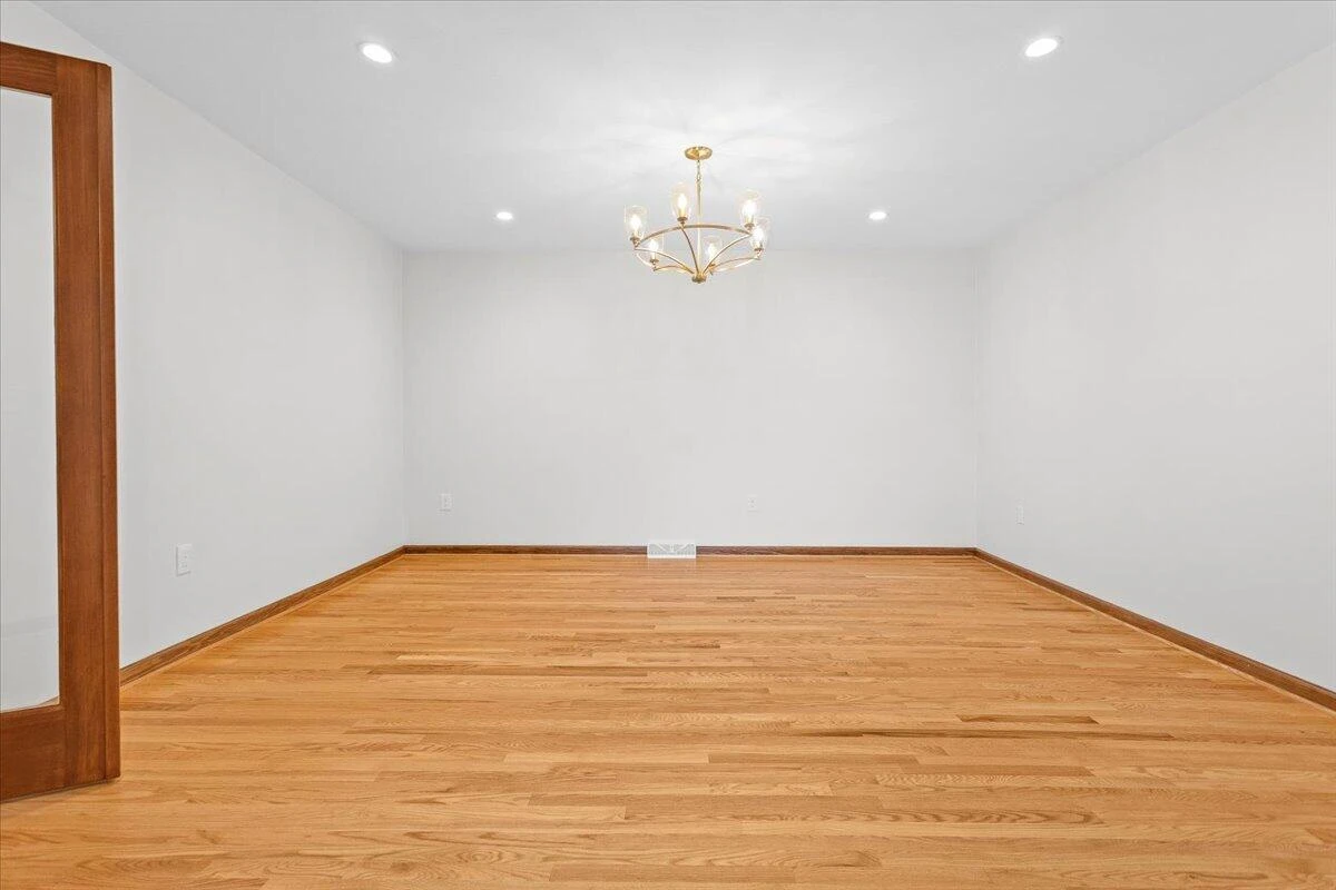 3615 Dogwood LN SW - Photo 10