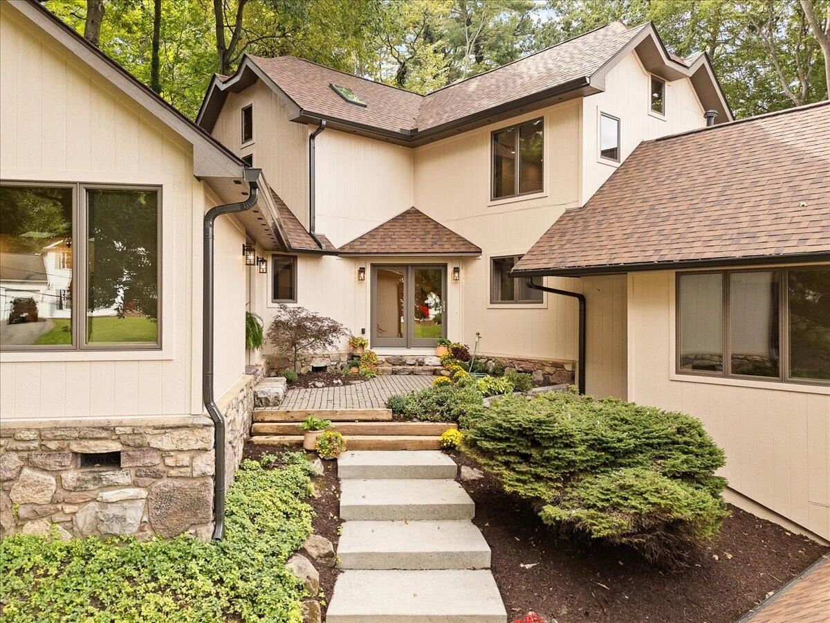 3615 Dogwood LN SW - Photo 2
