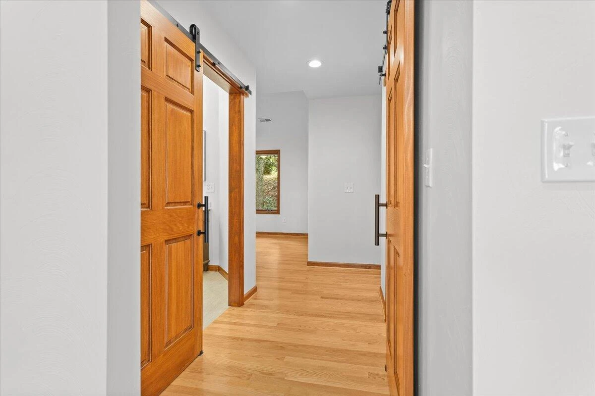 3615 Dogwood LN SW - Photo 30